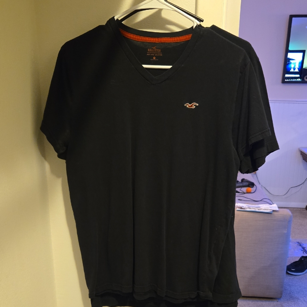 Hollister Black Short Sleeve Tee